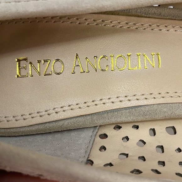 ENZO ANGIOLINI Nordstrom Shoes Heels Pumps Cream Suede Perforated Size 6.5 - Picture 10 of 13